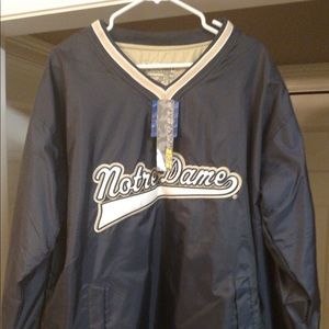 Notes Dame windbreaker style pulloverXL